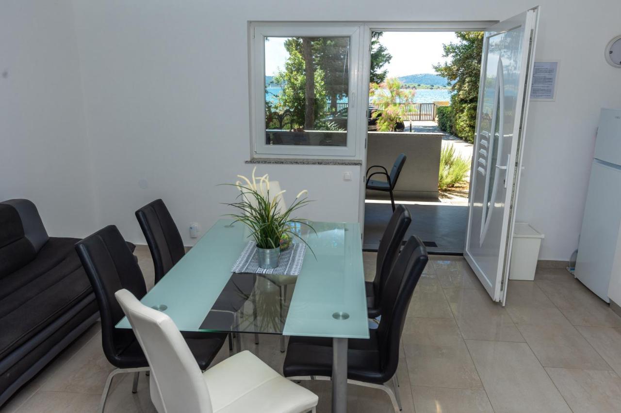 Sea Sound Rea Apartment