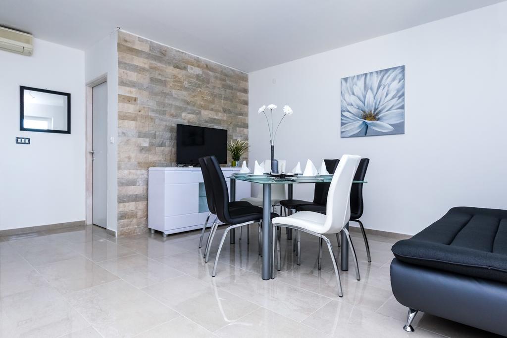 Sea Sound Rea Apartment