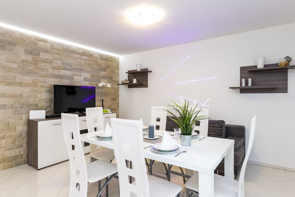 Sea Sound Rea Apartment